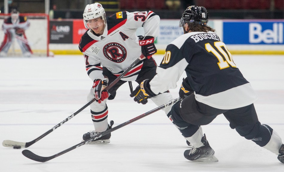 SHELLEY: RABBITS SIGN DEFENSEMAN JOE GATENBY - Howlings