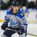 Jacksonville Icemen SIgn Ara Nazarian