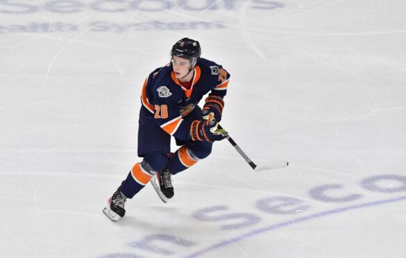 SWAMP RABBITS BRING BACK AUSTIN SAINT