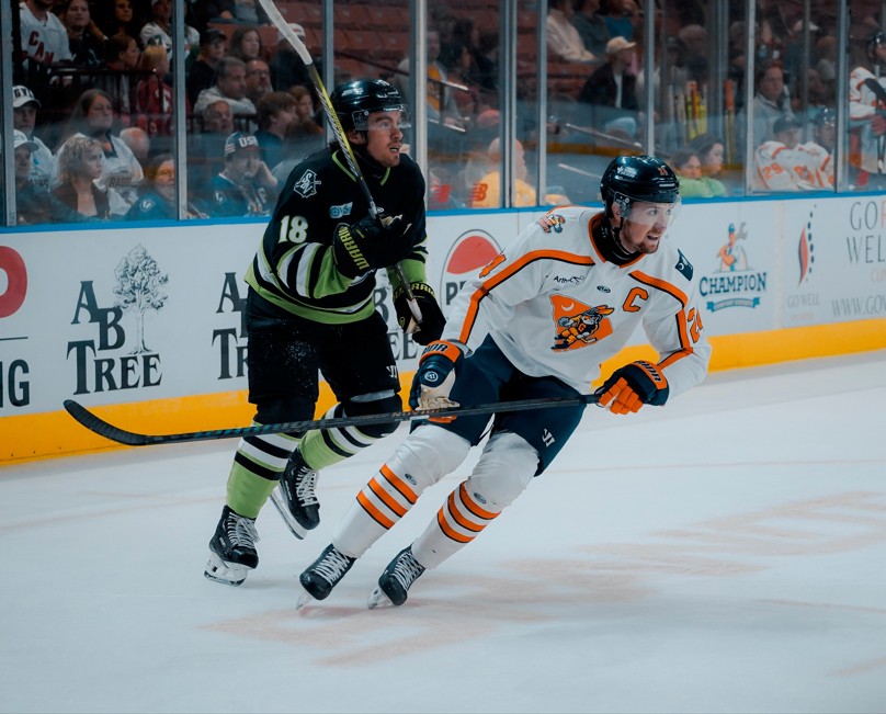 SWAMP RABBITS SUNK BY GHOST PIRATES - Howlings