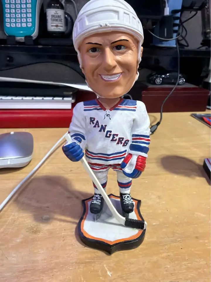 NYR-12 seller photo